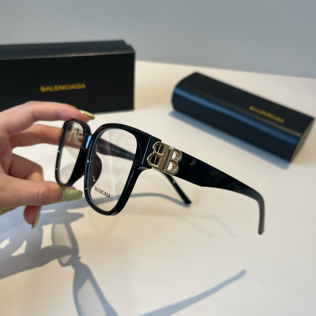 Balenciaga Folding Square Black Lens Sunglasses for Men & Women - 416090 - detail image 4