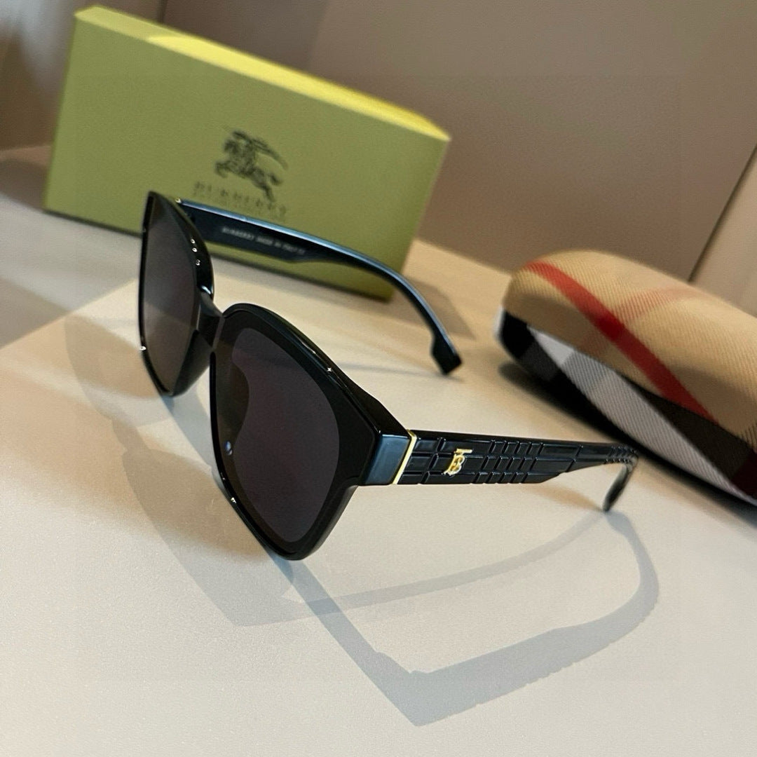 Burberry Fashion Brown Lens Sunglasses for Men & Women - 449610 - detail image 3