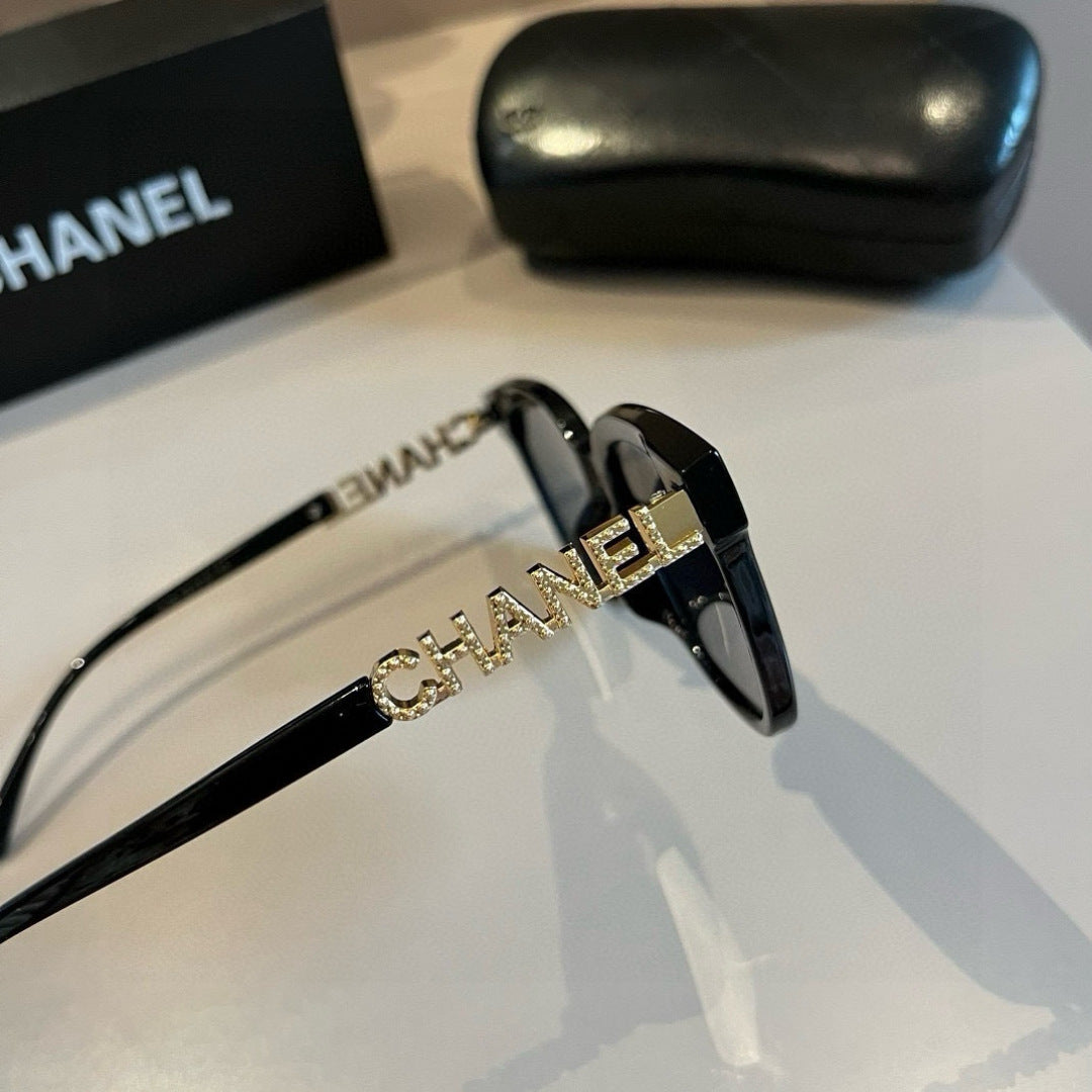 Chanel Fashion Gold Lens Sunglasses for Men & Women - 493457 - detail image 2