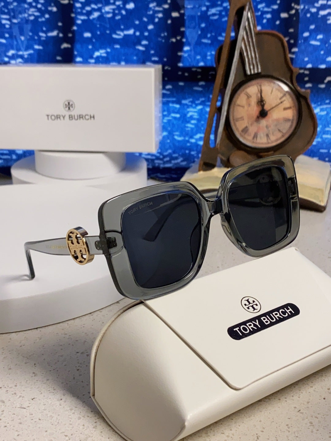 Burberry Square Black Lens Sunglasses for Women - 432506 - detail image 10