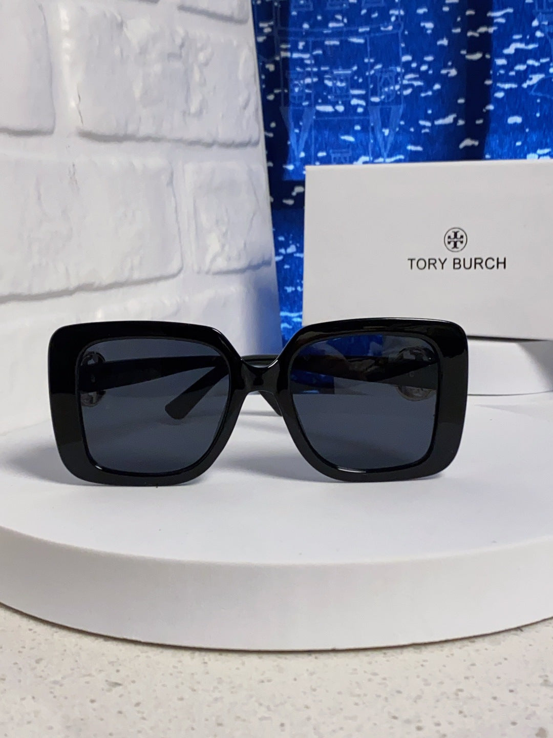 Burberry Square Black Lens Sunglasses for Women - 432510 - detail image 2