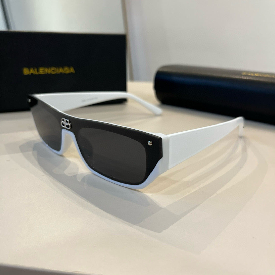 Balenciaga Rectangular Silver Lens Sunglasses for Men & Women - 358640 - detail image 3