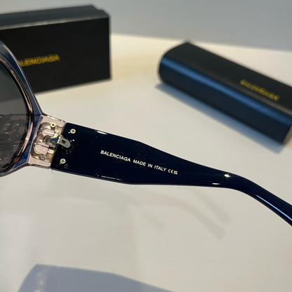 Balenciaga Rectangular Black Lens Sunglasses for Men & Women - 487541 - detail image 5
