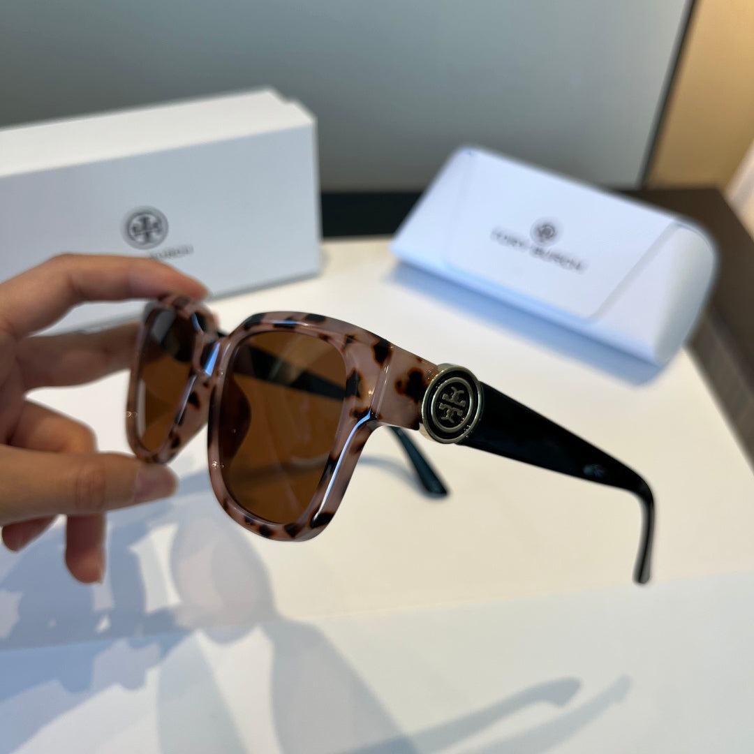 Burberry Fashion Black Lens Sunglasses for Men & Women - 158544 - detail image 4