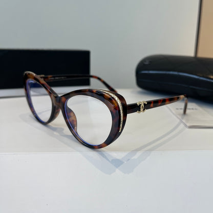 Chanel Cat-Eye Silver Lens Sunglasses for Men & Women - detail image 3