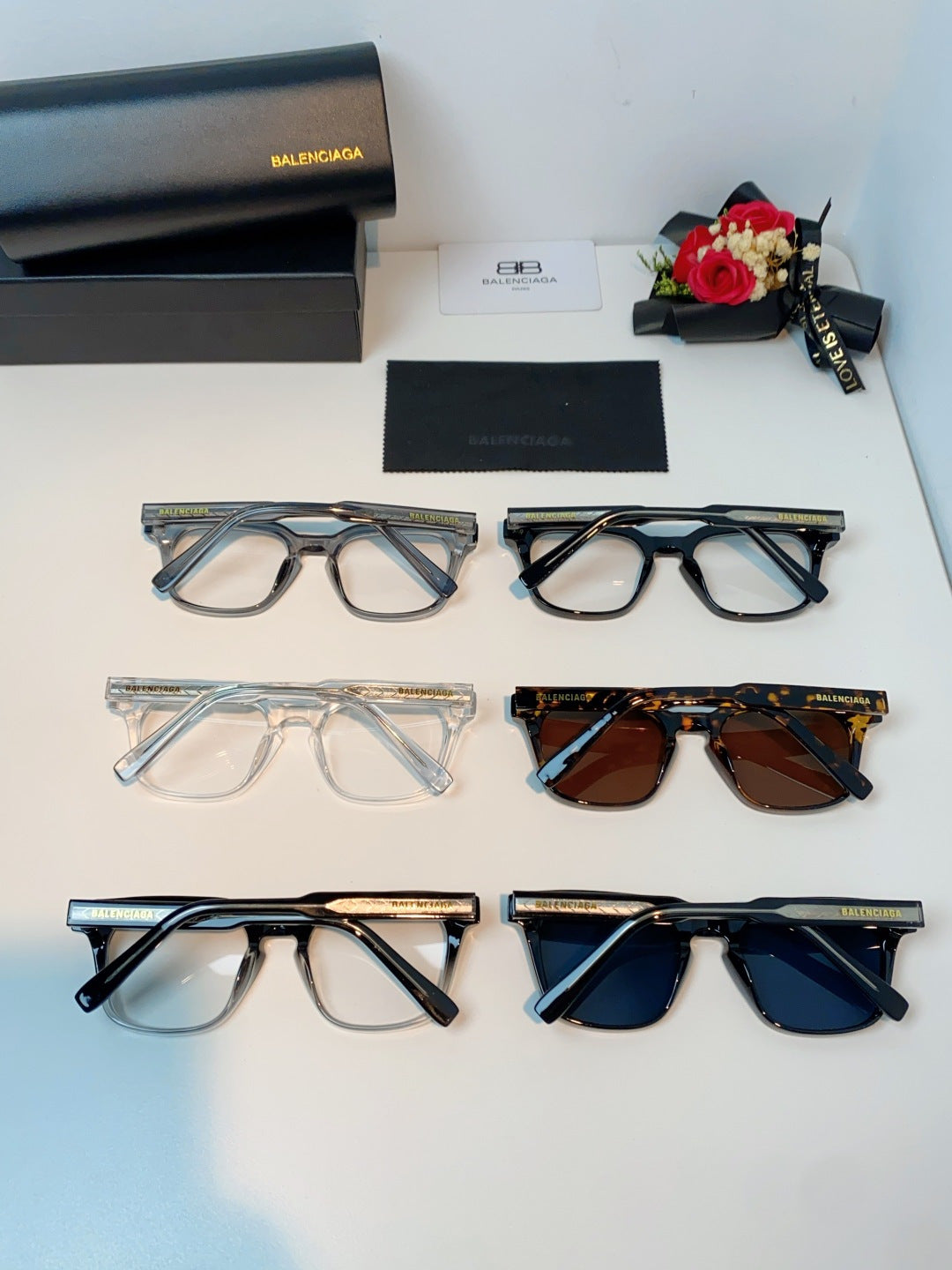 Balenciaga Blue-Light Fashion Silver Lens Sunglasses for Men & Women - detail image 11