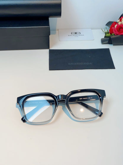 Balenciaga Blue-Light Fashion Blue Lens Sunglasses for Men & Women - 487495 - detail image 9
