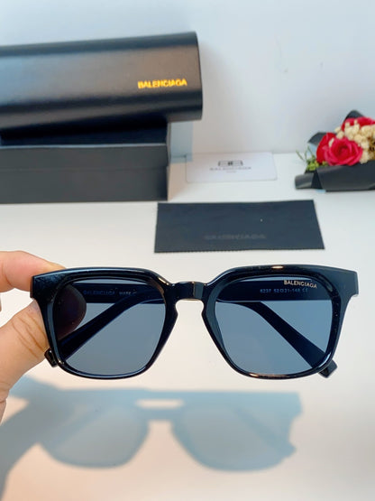 Balenciaga Blue-Light Fashion Blue Lens Sunglasses for Men & Women - detail image 4