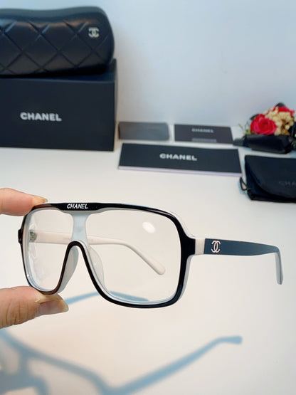 Chanel CH9158 Oversized Gray Lens Sunglasses for Men & Women - 493530 - detail image 6