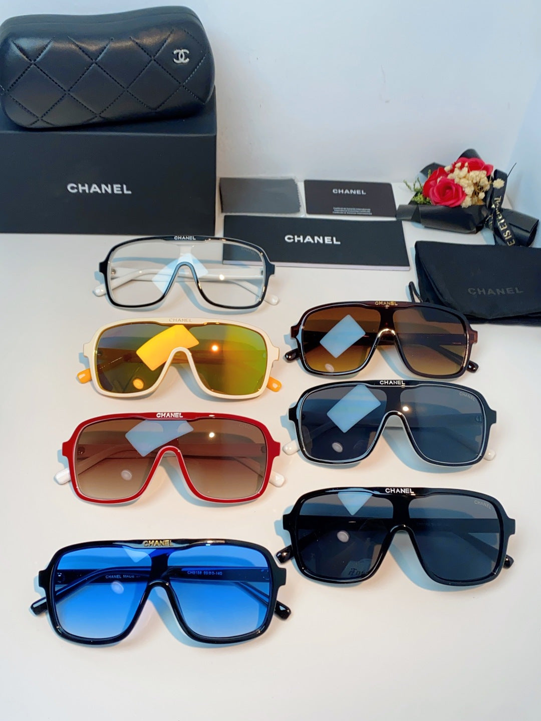 Chanel CH9158 Oversized Gray Lens Sunglasses for Men & Women - detail image 12