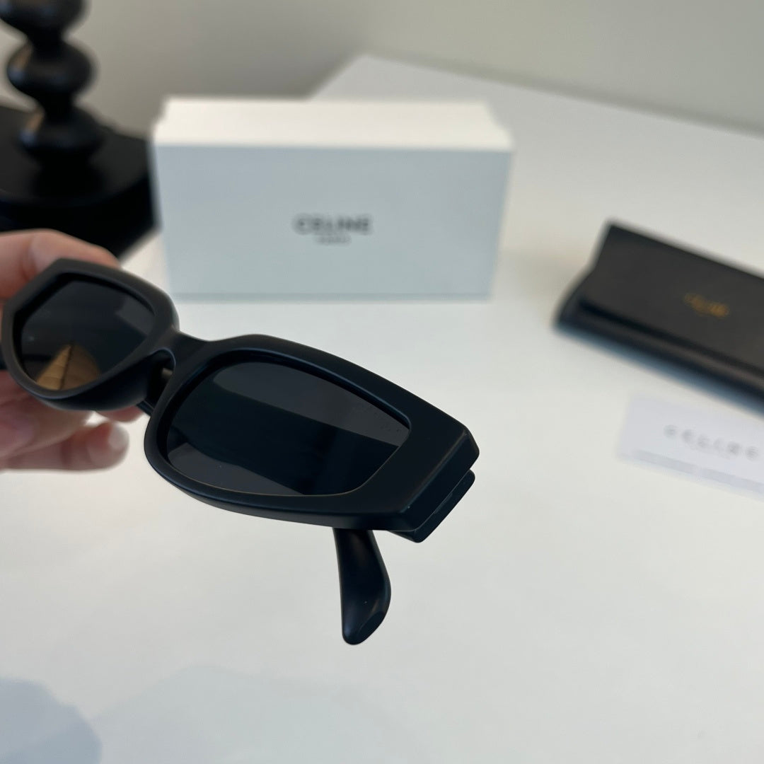 Celine Fashion Black Lens Sunglasses for Men & Women - 432008 - detail image 5