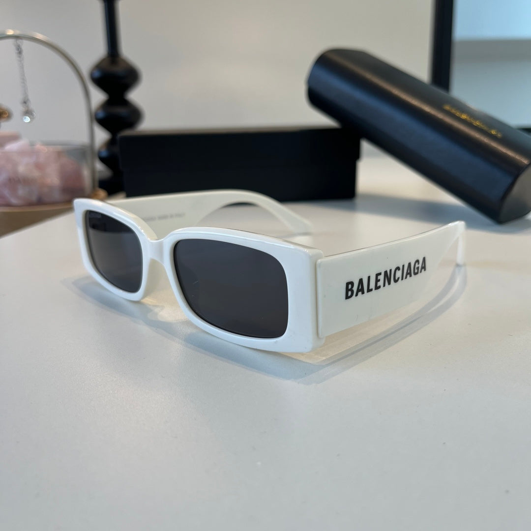 Balenciaga Rectangular Silver Lens Sunglasses for Men & Women - 449651 - detail image 3