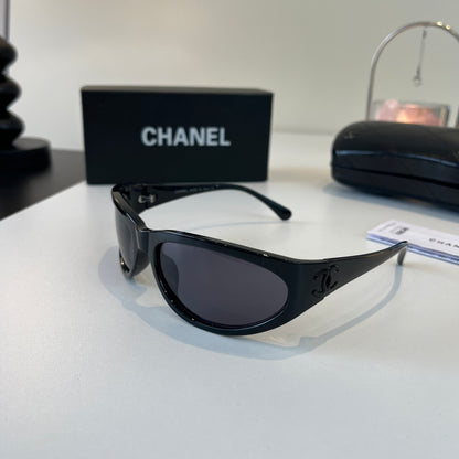 Chanel Fashion Black Lens Sunglasses for Men & Women - 493630 - detail image 3