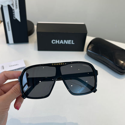 Chanel Fashion Black Lens Sunglasses for Men & Women - 493468 - detail image 6