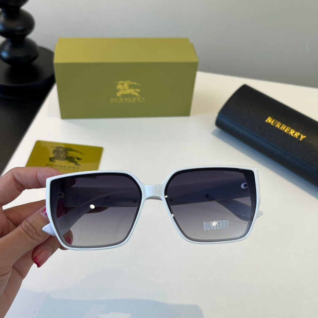 Burberry Fashion Silver Lens Sunglasses for Men & Women - 432467 - detail image 4