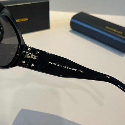 Balenciaga Rectangular Black Lens Sunglasses for Men & Women - 416144 - detail image 9