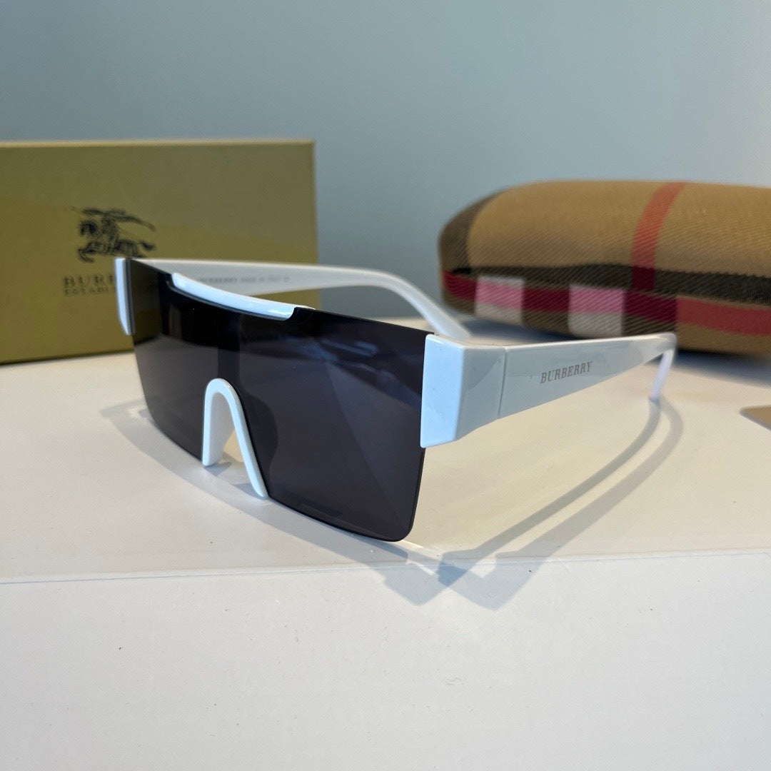 Burberry Fashion Silver Lens Sunglasses for Men & Women - 399122 - detail image 3