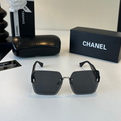 Chanel Fashion Black Lens Sunglasses for Men & Women - 493449 - detail image 2
