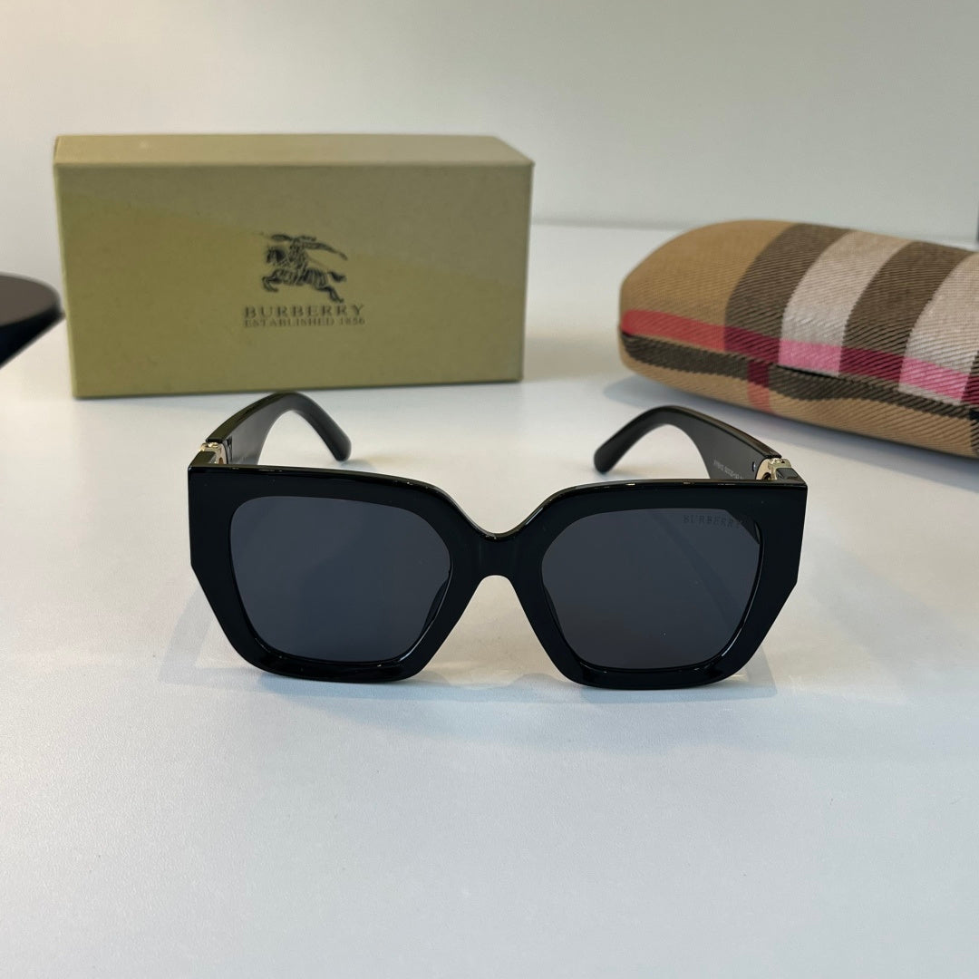 Burberry Fashion Black Lens Sunglasses for Women - 358613 - detail image 2
