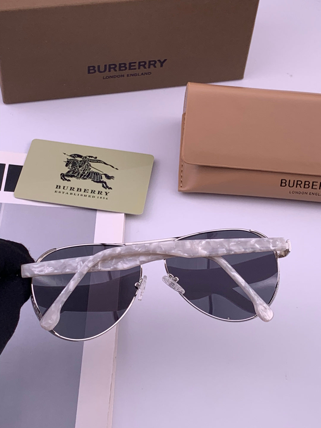 Burberry B880667 Aviator Gold Lens Sunglasses for Men - 358625 - detail image 3