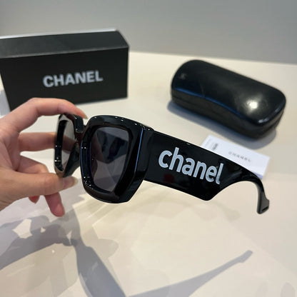 Chanel Fashion Black Lens Sunglasses for Men & Women - 493460 - detail image 4