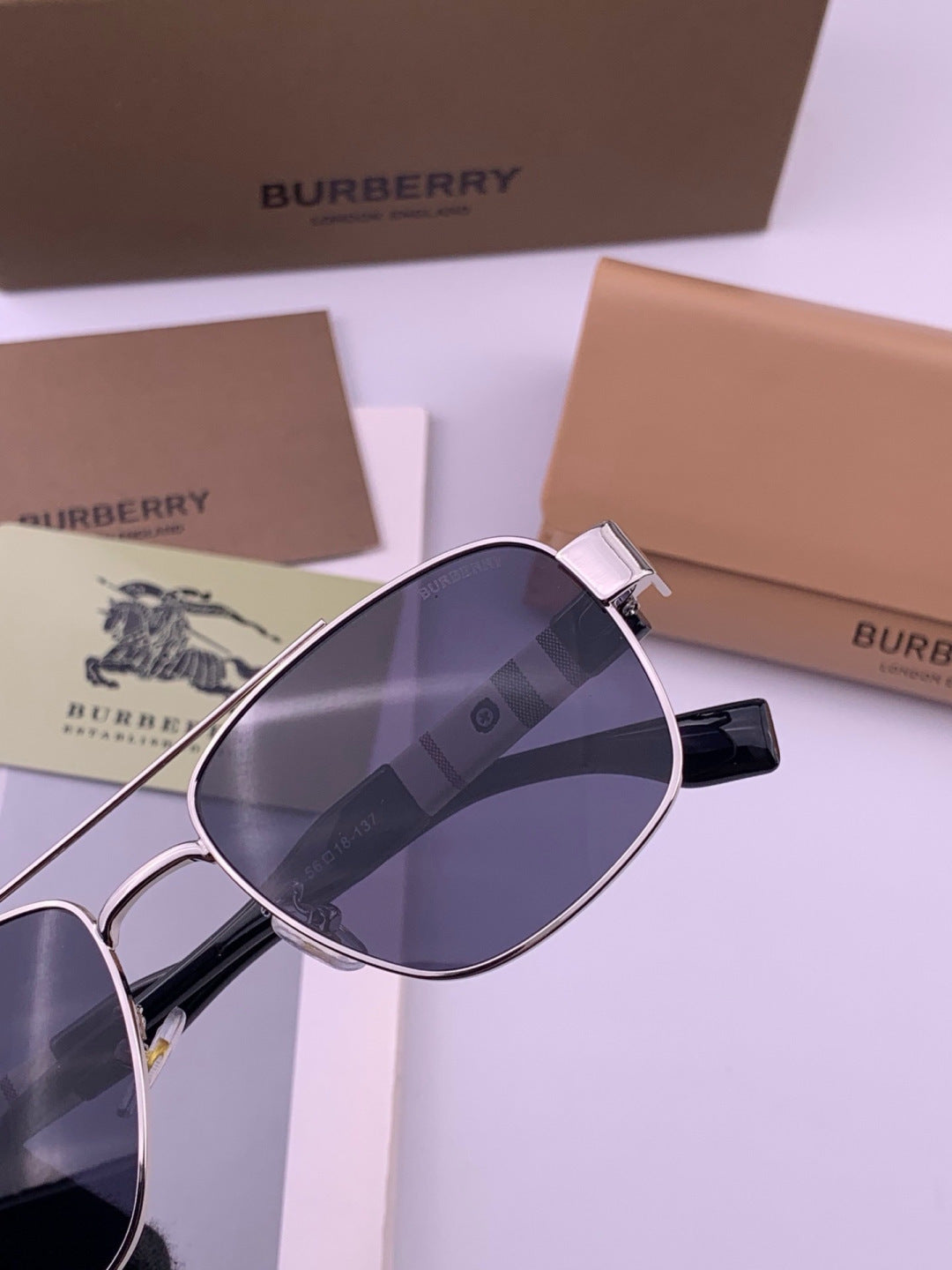 Burberry B201 Aviator Blue Lens Sunglasses for Men - 399085 - detail image 4