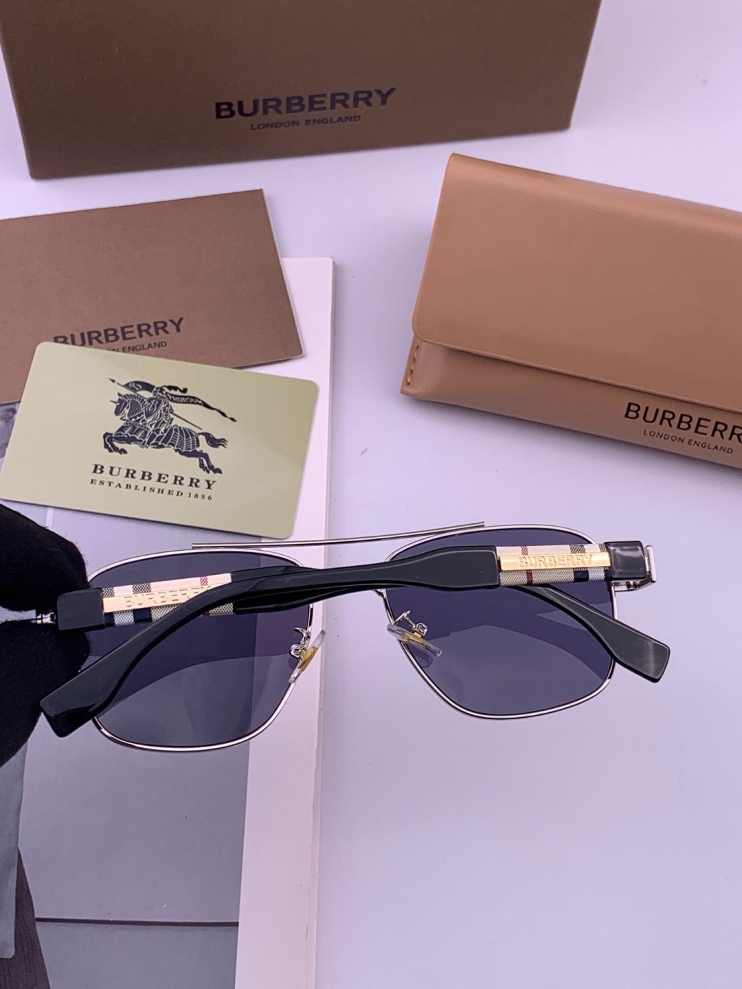 Burberry B201 Aviator Blue Lens Sunglasses for Men - 399085 - detail image 5