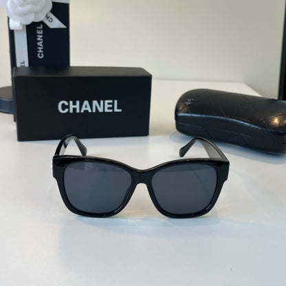 Chanel Oversized Black Lens Sunglasses for Men & Women - 493559 - detail image 2