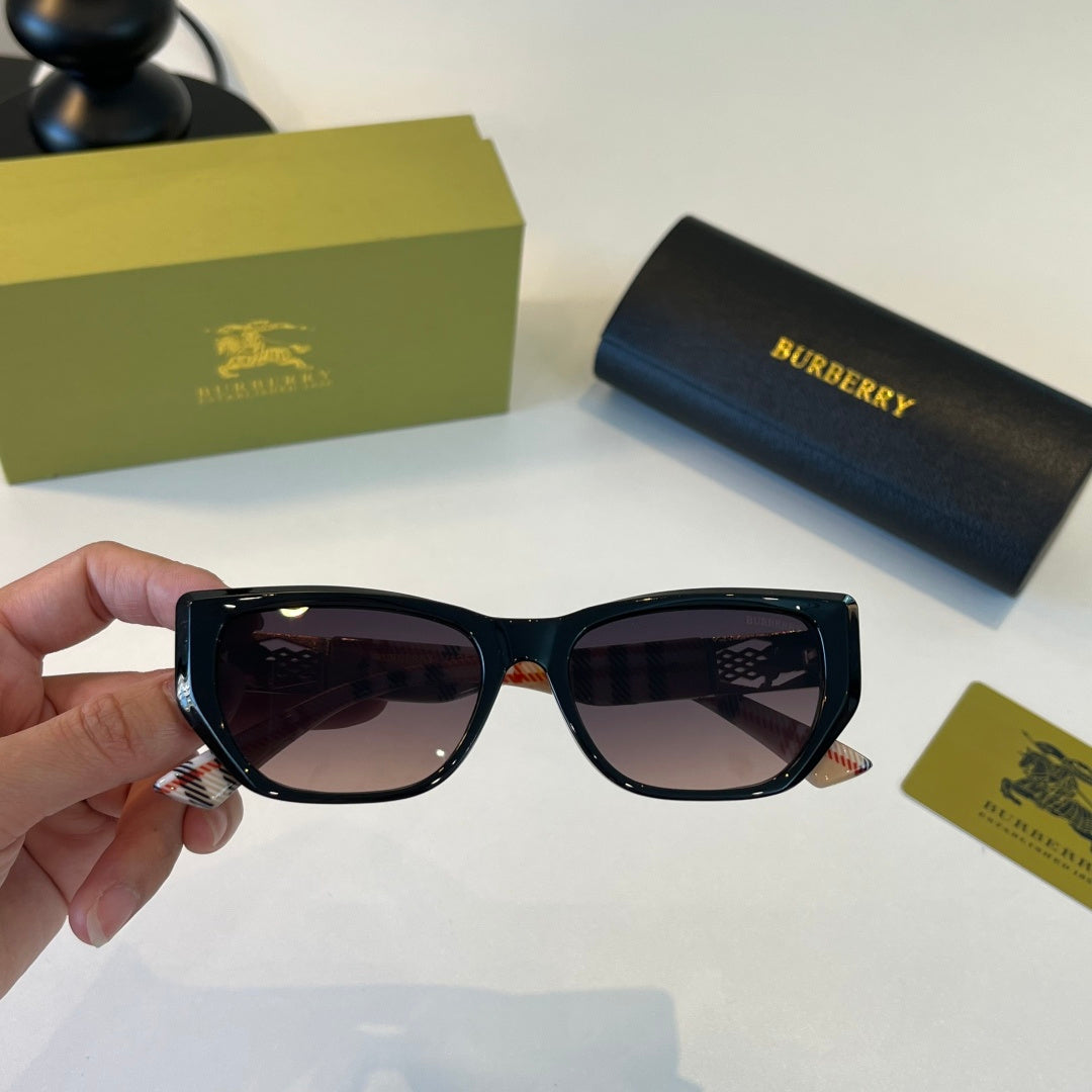 Burberry Folding Fashion Black Lens Sunglasses for Men & Women - detail image 5
