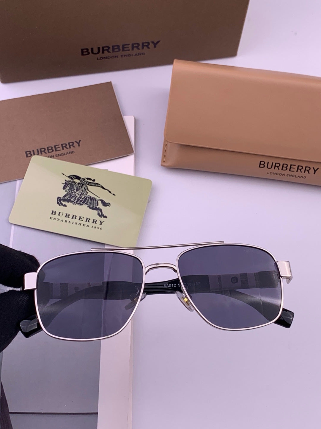 Burberry B201 Aviator Blue Lens Sunglasses for Men - 465952