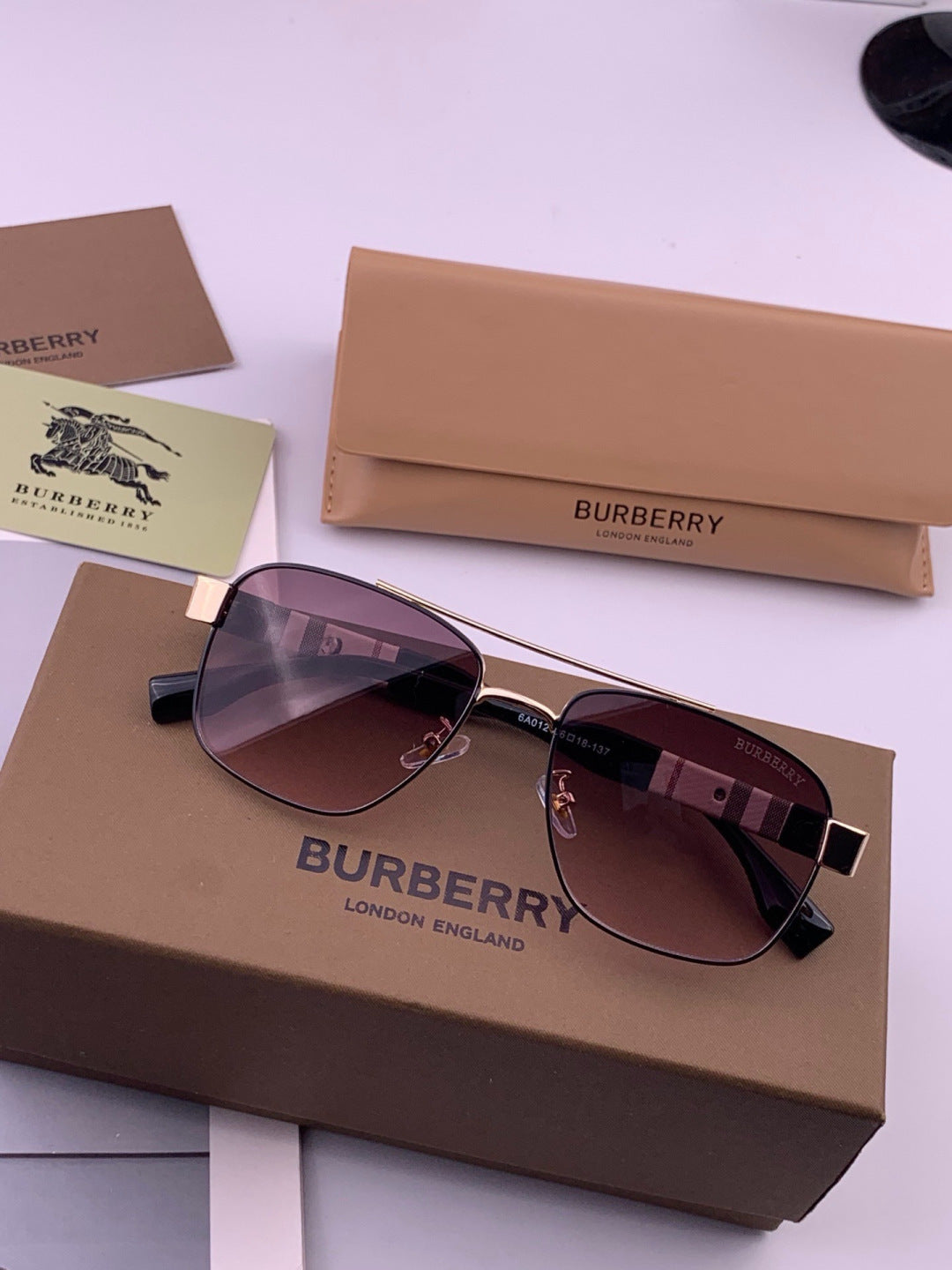 Burberry B201 Aviator Purple Lens Sunglasses for Men - 465953 - detail image 5