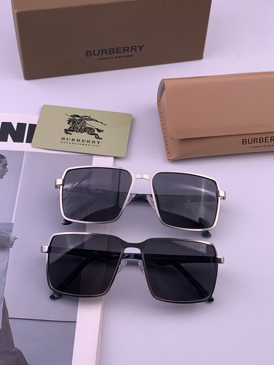 Burberry B080668 Aviator Gold Lens Sunglasses for Men - detail image 7