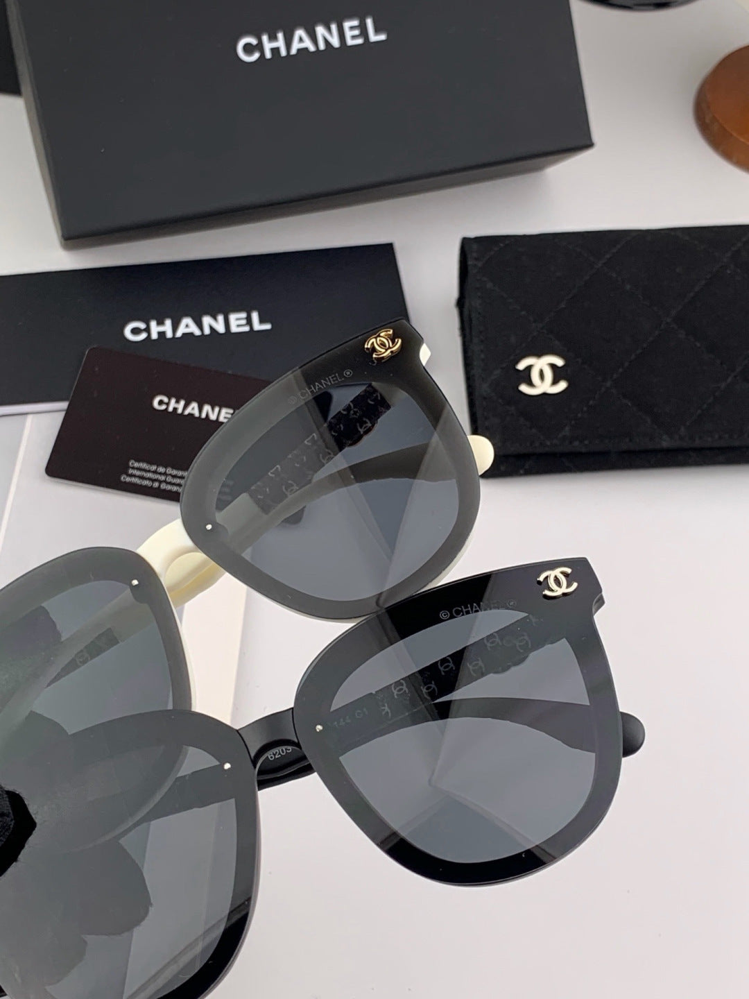Chanel CH3620 Polarized Square Gold Lens Sunglasses for Men & Women - detail image 3