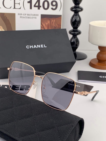 Chanel CH25813 Fashion Gold Lens Sunglasses for Men & Women - detail image 4