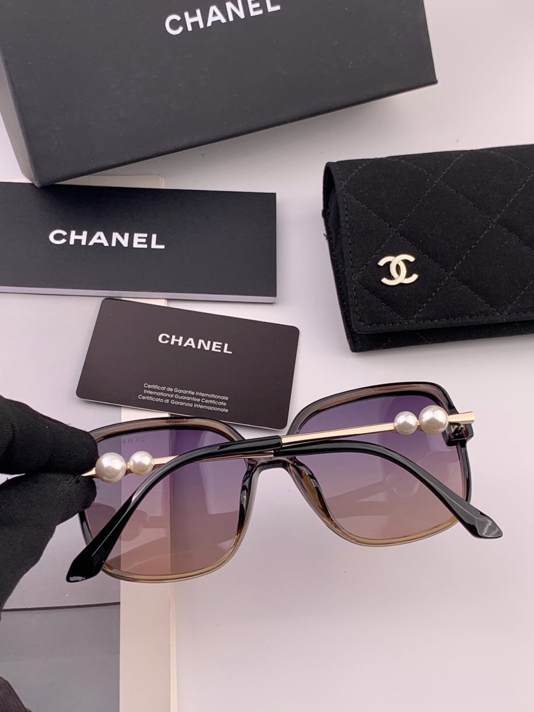 Chanel CH5786 Polarized Oversized Gray Lens Sunglasses for Men & Women - detail image 7