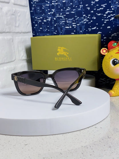 Burberry Polarized Fashion Silver Lens Sunglasses for Men & Women - 399109 - detail image 3