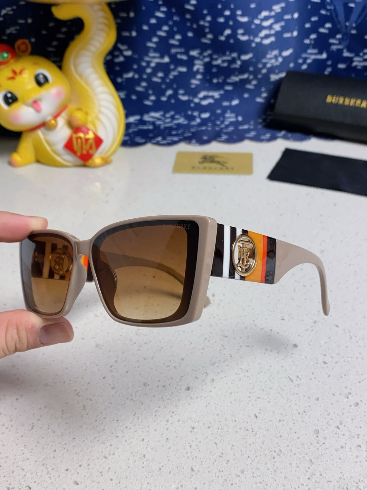Burberry Fashion Brown Lens Sunglasses for Men & Women - 449584 - detail image 6