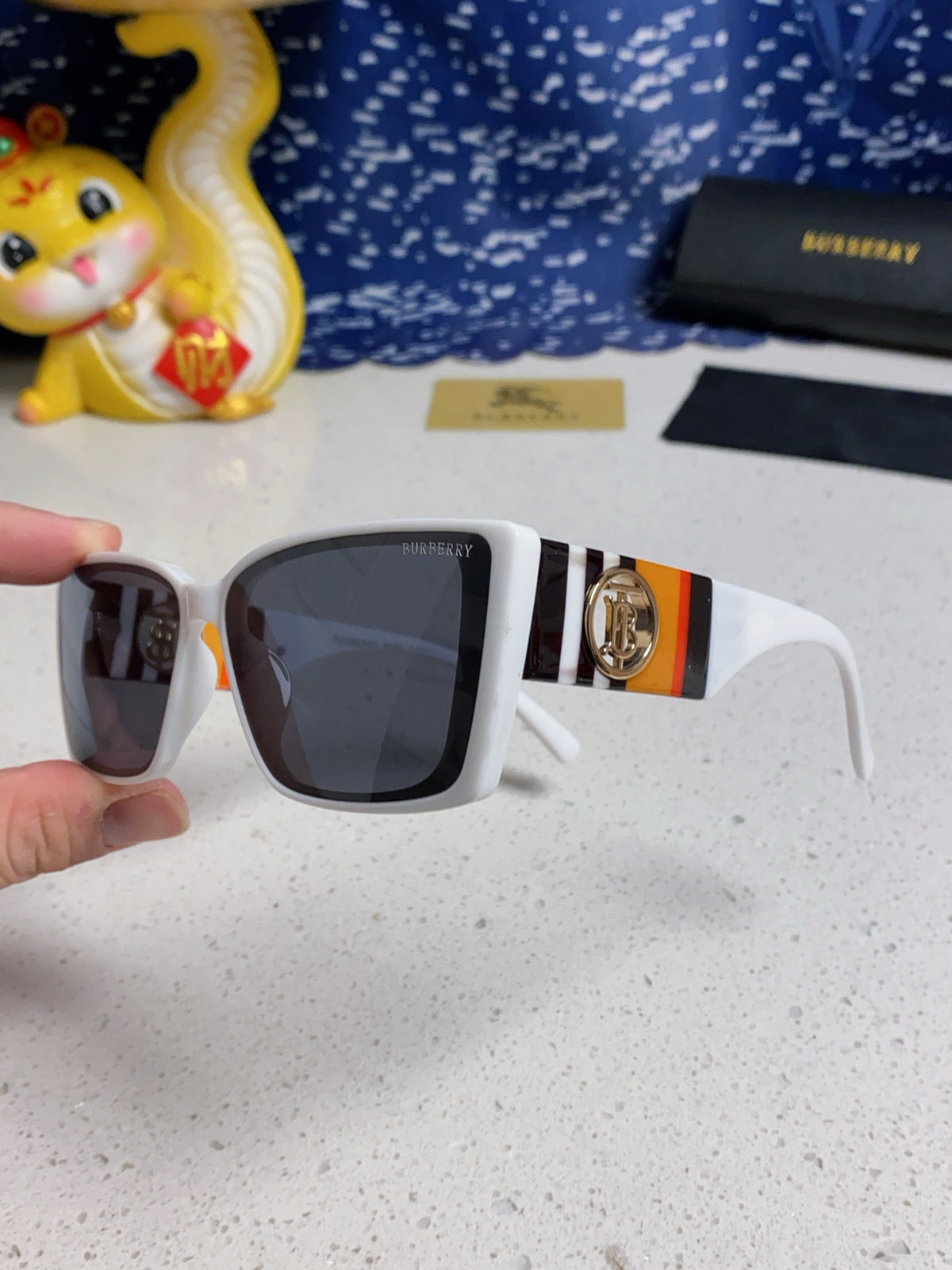 Burberry Fashion Silver Lens Sunglasses for Men & Women - 416035 - detail image 6