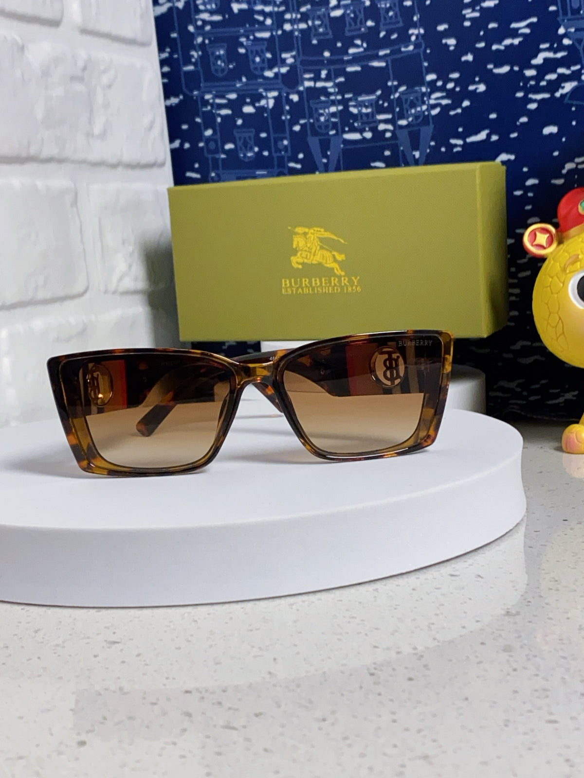 Burberry Fashion Brown Lens Sunglasses for Men & Women - 449586 - detail image 2