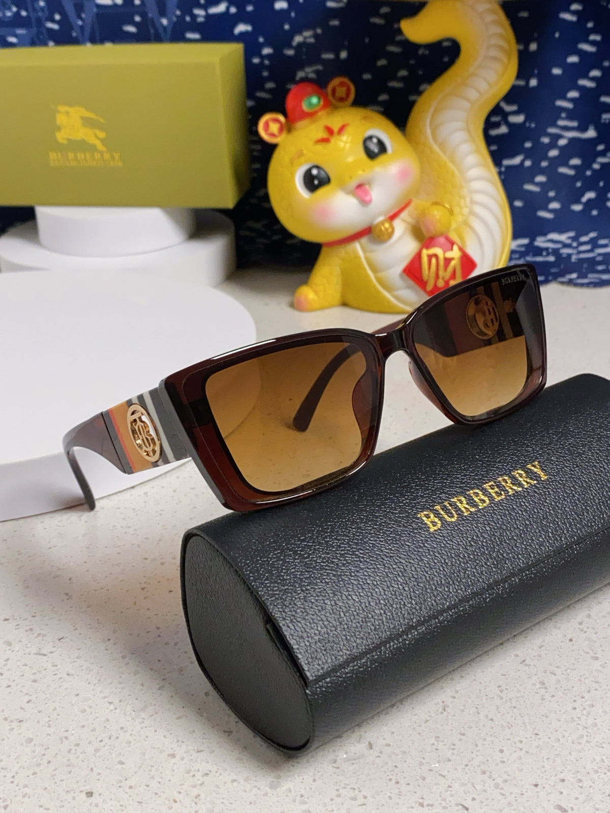 Burberry Fashion Brown Lens Sunglasses for Men & Women - 416037 - detail image 10