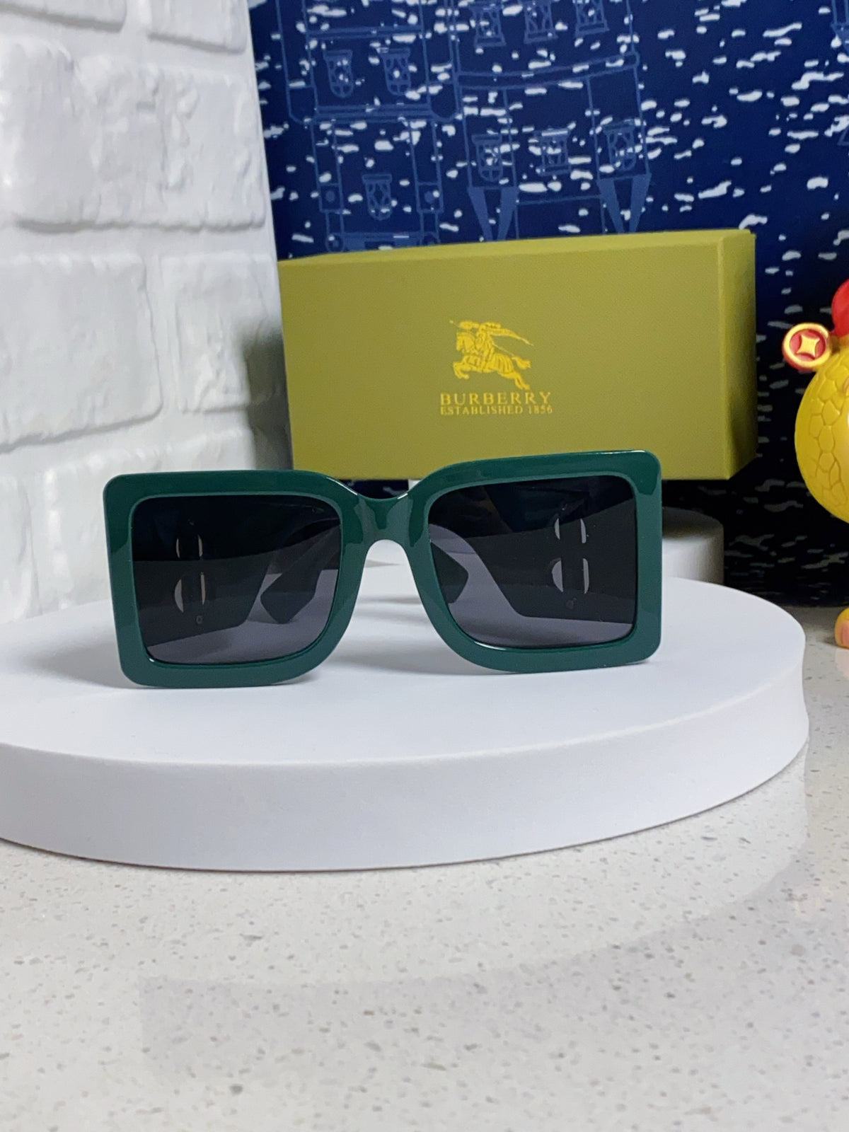 Burberry Oversized Blue Lens Sunglasses for Men & Women - 449578 - detail image 2