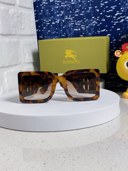 Burberry Oversized Brown Lens Sunglasses for Men & Women - 449582 - detail image 3