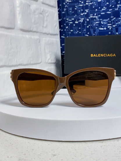 Balenciaga BB0102SA Fashion Brown Lens Sunglasses for Men & Women - detail image 2