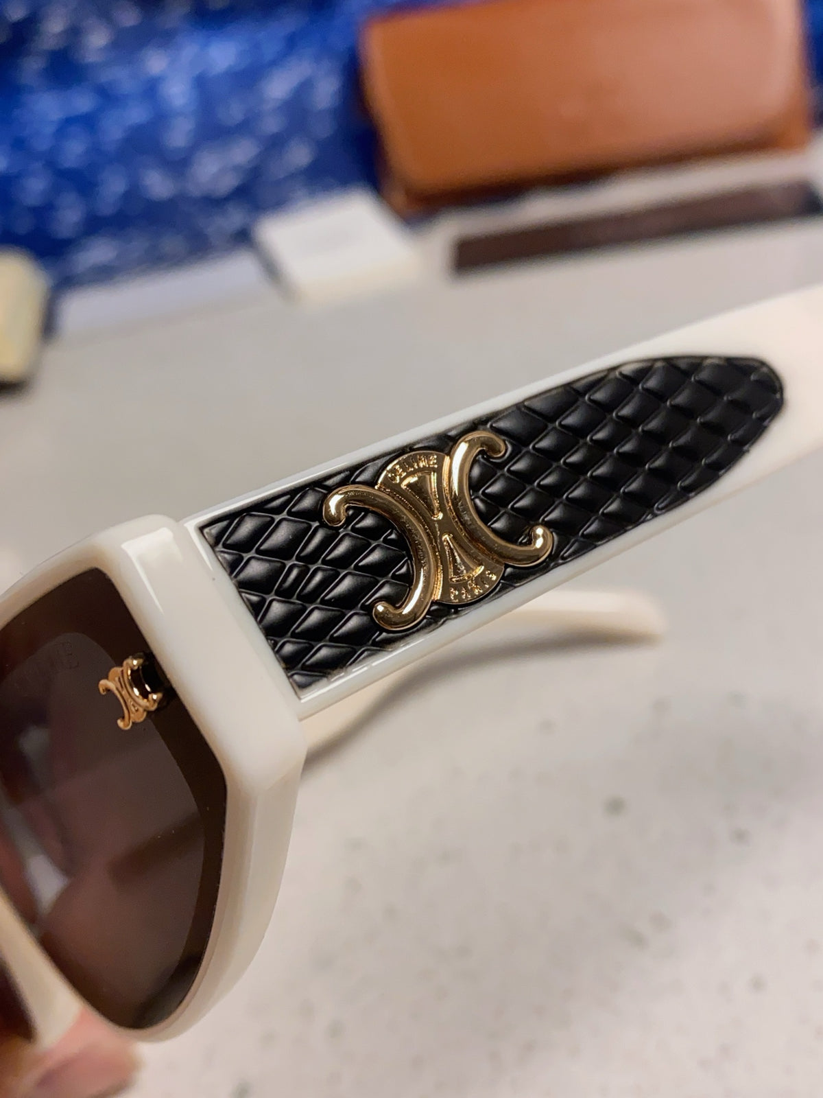 Celine Cat-Eye Gray Lens Sunglasses for Men & Women - 415615 - detail image 7