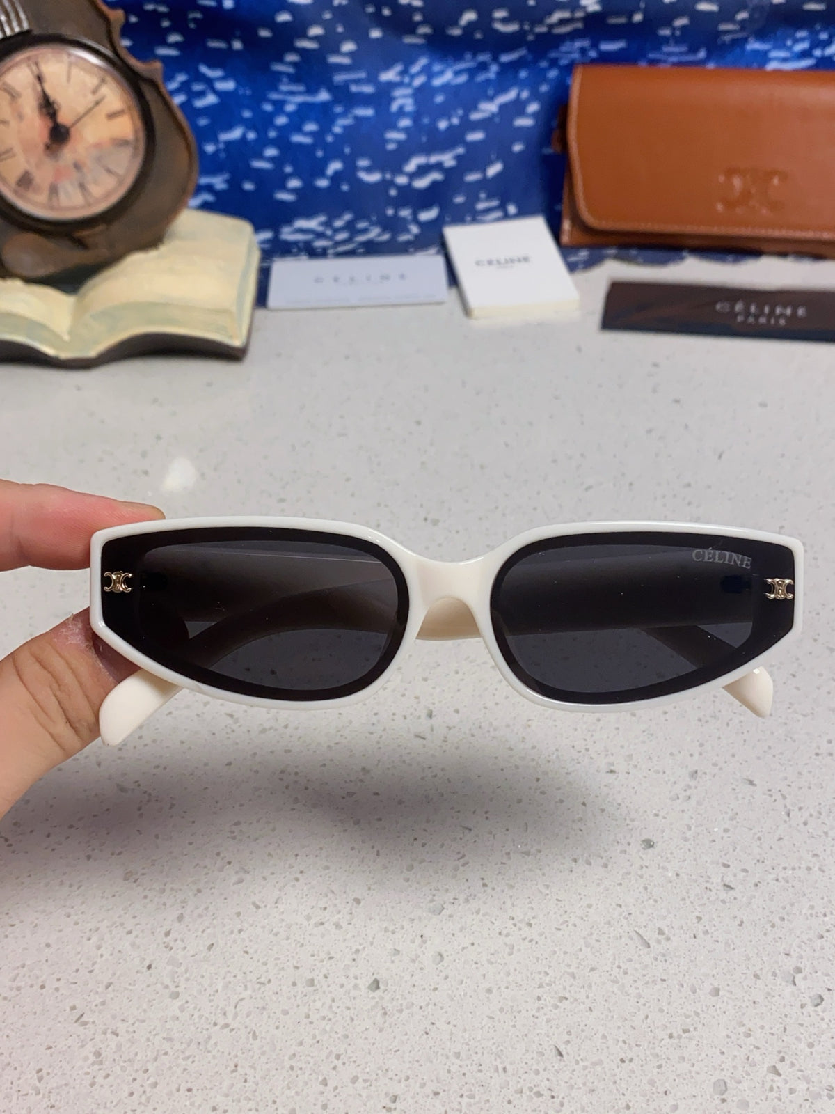 Celine Cat-Eye Gray Lens Sunglasses for Men & Women - 432026 - detail image 4