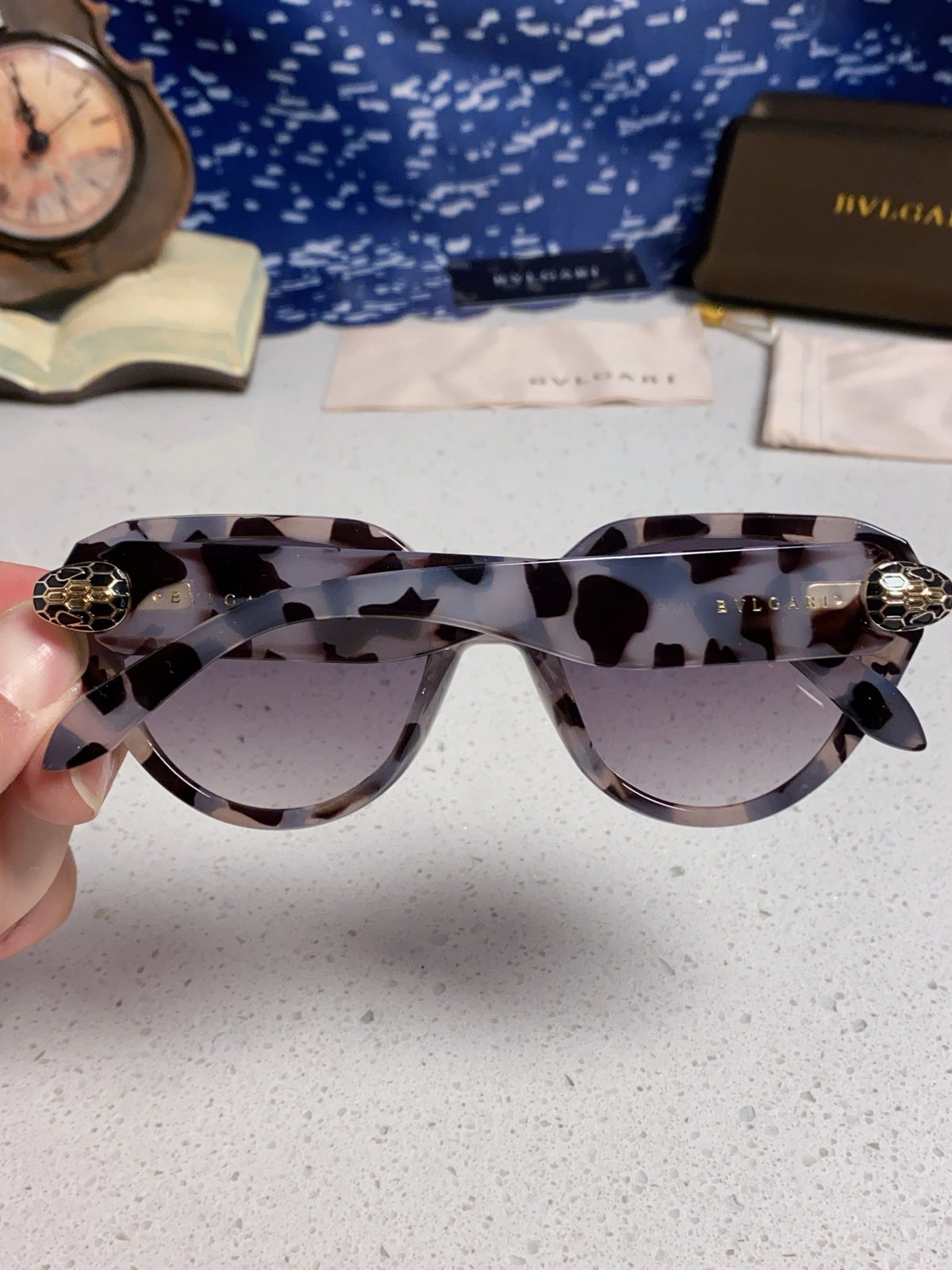 Bottega Veneta Metal Round Gray Lens Sunglasses for Men & Women - 432903 - detail image 5