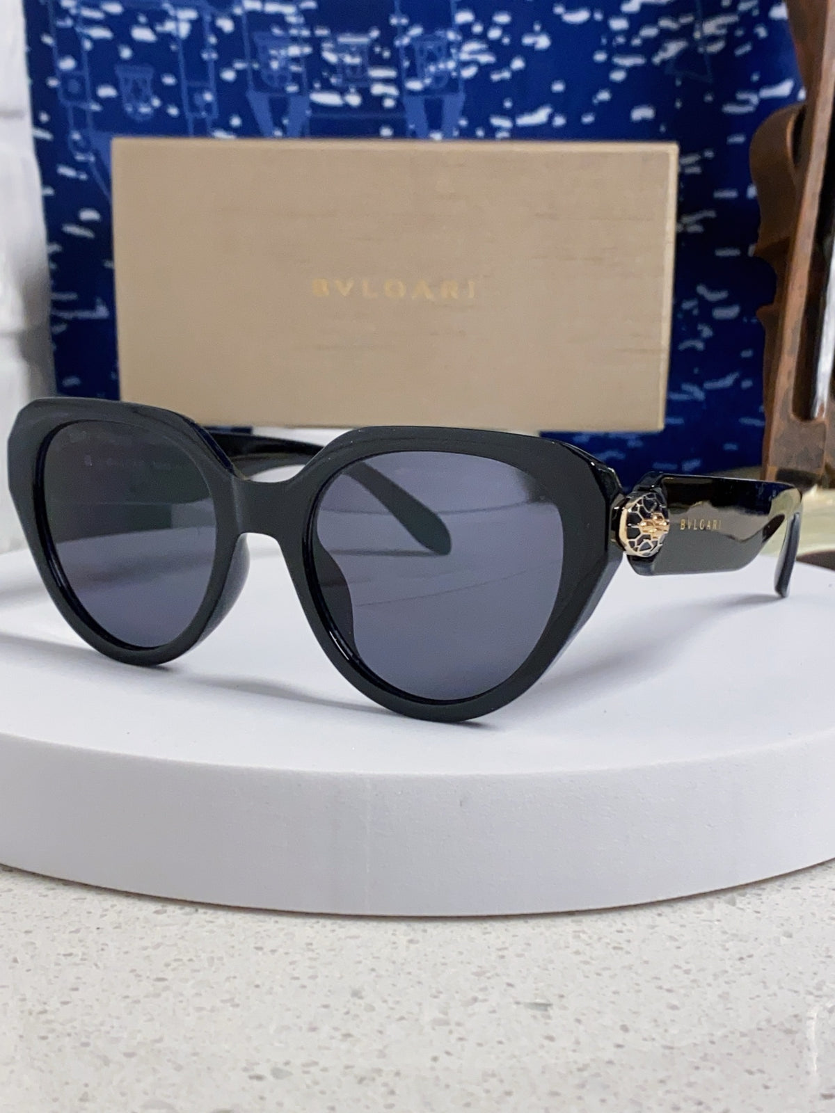 Bottega Veneta Metal Round Gray Lens Sunglasses for Men & Women - 432906