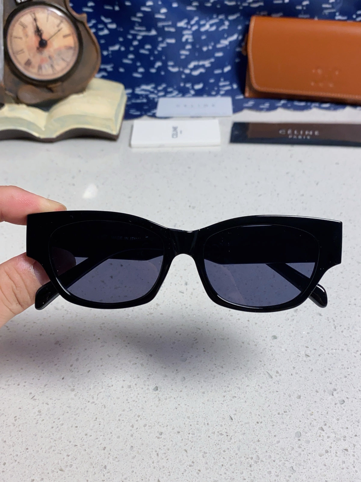 Celine Fashion Black Lens Sunglasses for Men & Women - 358288 - detail image 4