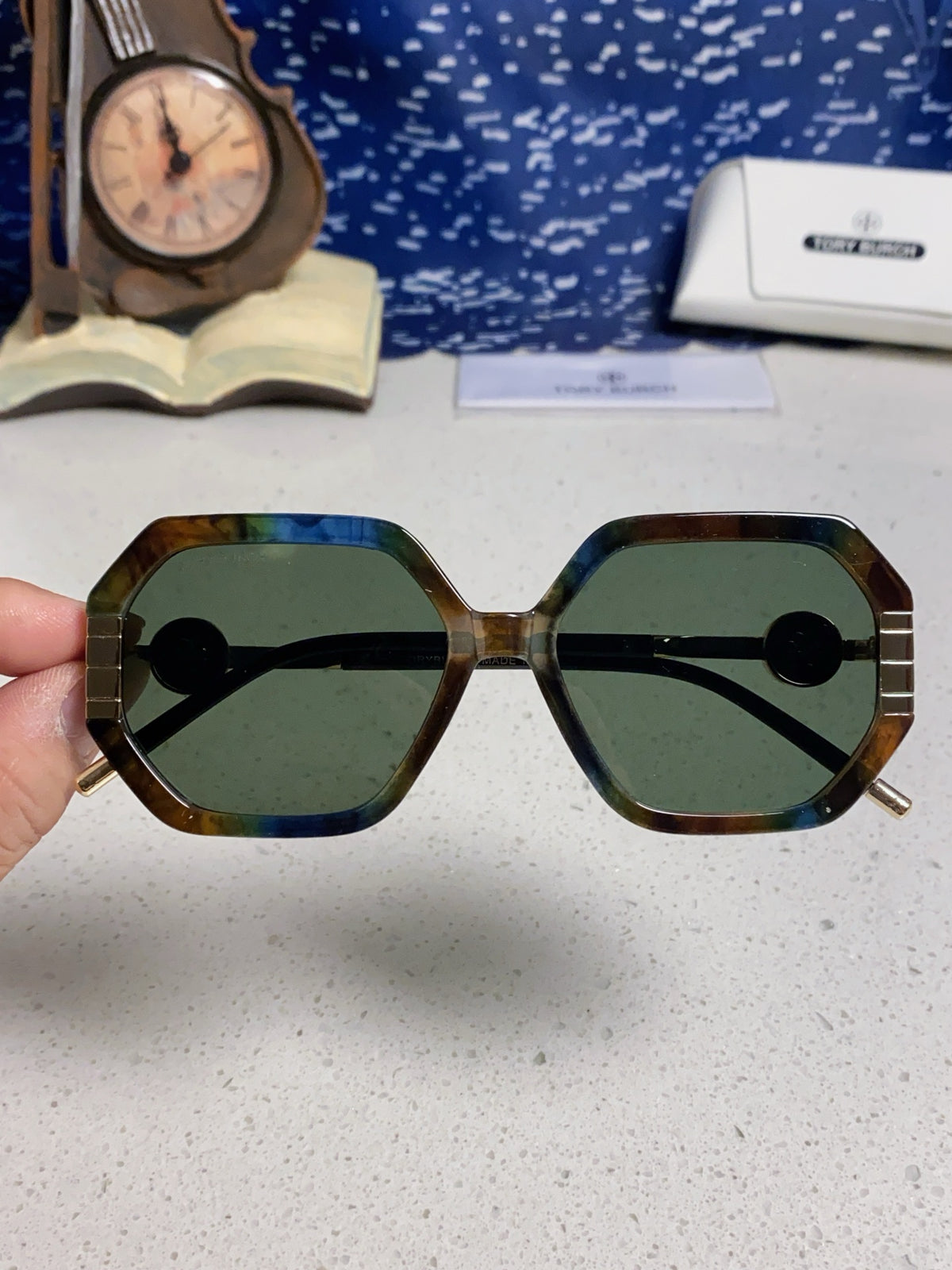 Burberry Fashion Silver Lens Sunglasses for Men & Women - 432424 - detail image 4