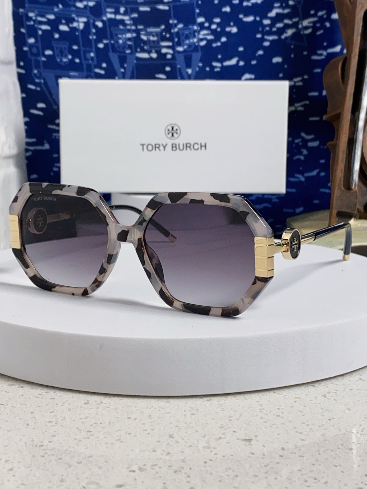 Burberry Fashion Gray Lens Sunglasses for Men & Women - 432425
